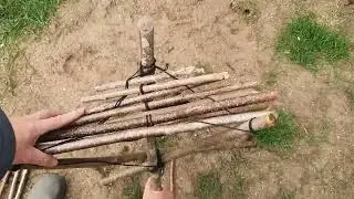 3 tutos bushcraft en 1:   tabouret , table  et  fauteuil   # bushcraft#camping #bivouac