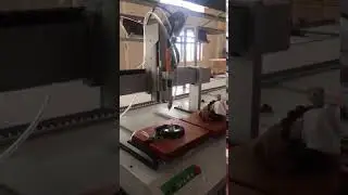 Automatic Screw Fastening Machine