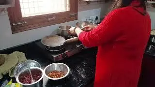 # bacho aur husband ki icha se nasta bnate bnate .# thak gyi.#aur society me party ki last night😍🥰