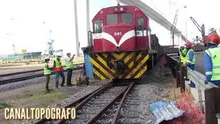 COMBOIO DE CARGA TESTENDO A LINHA FERREA  -  MOÇAMBIQUE -P1