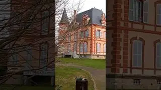 Un charmant petit ch&acirc;teau #france #ch&acirc;teau #castel #music #beautiful #classic #royal #roi #king #rey