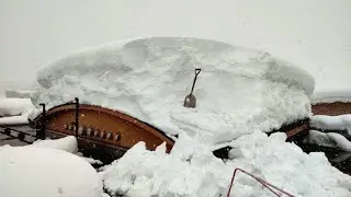 Snow catastrophe in Japan