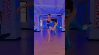 Advanced jazz choreography class at Broadway dance center! 💙🩵 #michaelbuble #dance #jazz