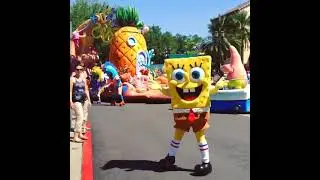 Spongebob And Patrick At Universal Studios!