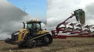 CAT CHALLENGER -  HORSCH BEDNAR KVERNELAND. PLOWING