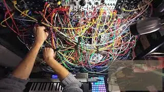 Modular synthesizer improvisation, September 2025 | Hermod+ | Odessa | XR22 | SE88 | LyraFX | Reface