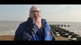 Youtube Vlog 1 Felixstowe beach Cobbolds point Groynes