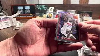 Коробка Topps Chrome в магазине Best Buy. #веселье #поиск #коллекция