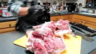 How to Butcher a pig. Breaking down the rear quarters