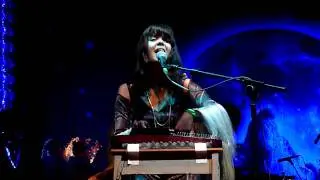 Bat For Lashes-Prescilla Live @ Somerset House 16/7/2009 ( whole song )