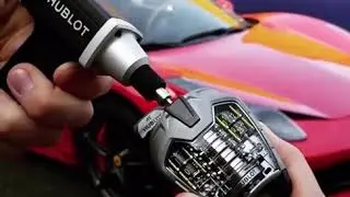 Refueling Hublot MP-05 La Ferrari Titanium.