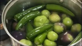 Bonitos viernes preparando unos ricos chilaquiles verdes 🍛