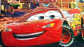 Assemble the amazing LIGTNING MCQUEEN puzzle