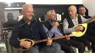 Izet Bequku - Kenga e Zagrepit    Orkestruar nga Bes Haliti dhe grupi i tijë ,