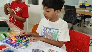 Ari explaining his snap circuit