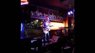 Brad Benson - Alice N Chains - Nutshell