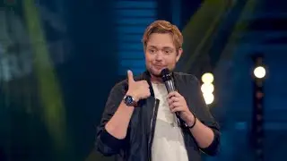 Bastian Bielendorfers erste Lesung - Bastian Bielendorfer live - Das Leben ist kein Pausenhof