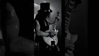 Slash Guitar intro Gun's N Roses 🌹 😍 💕 #music #shorts #shortsfeed
