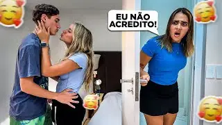 FLAGREI MINHA IRMÃ COM MEU EX NAMORADO !!!