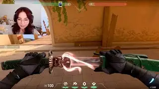 Kyedae Reacts to the Oni 2.0 Katana knife skin pull down Animation