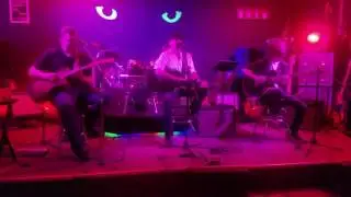 Half Mile South live acoustic cover of Everlong by The Foo Fighters