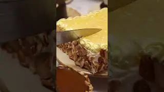 Pineapple cake