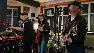 I Saw Her Standing There - The Beatles (Cover) |  Rosco & Friends Live UK #1960smusic #beatlescovers