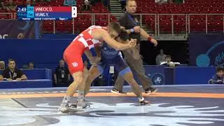 Repechage GR - 67 kg: D. JANECIC (CRO) v. Y. HUNG (TPE)