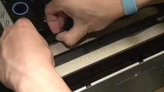 Lenovo ThinkSystem installing a GPU adapter link bridge