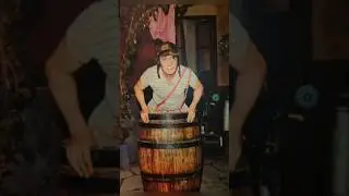 Have you ever wondered what's inside El Chavo del 8's barrel? #chavodel8 #chespirito