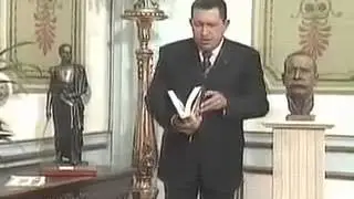 3 Jun 2004 Hugo Chávez acepta llamado a referéndum revocatorio presidencial en cadena nacional