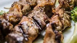 Tangy Zesty Venison Skewers with Blackberry Jalape&ntilde;o Glaze