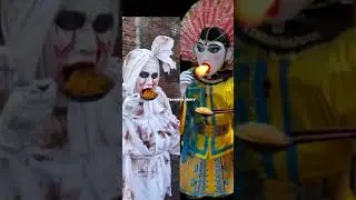 Ondel ondel maka  mie bareng pocong
