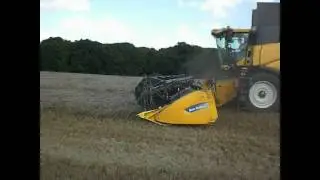 New Holland CR 9090 - Harvest 2010 extreme ways