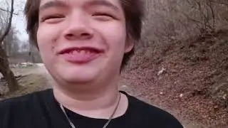 Telling you guys how me and Emma Hill met like and subscribe everybody to this channel like
