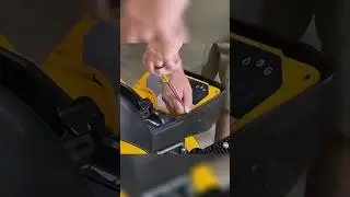 Cub Cadet ZT1: Control Panel Cover Removal     #easydiy  #cubcadet
