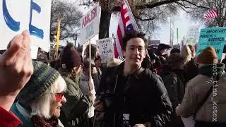 Anti-ICE protesters march through downtown Portland