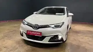 15640 - Toyota Auris HALF BLACK LEATHER - FACTORY ALLOYS - REVERSE CAMERA  ...