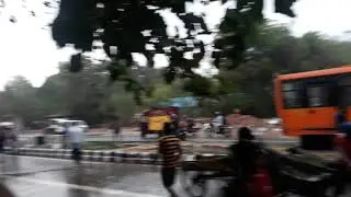Delhi bus accident at chhatarpur metro station