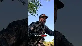 Hunter Caught Off Guard, NEW Turkey Episode #hunting #turkeyhunting