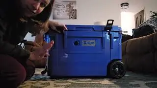This is the last cooler I will own! Blue Coolers for the win!