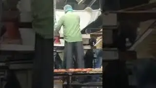 Bihar Ke Hajipur Ke Britannia Factory Mey buiscuit bantey hue.