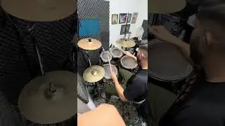 Intro &ldquo;Unas Heladas&rdquo; - Bater&iacute;a
