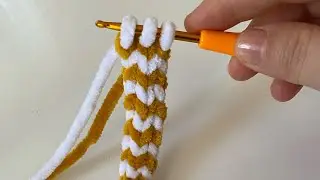 You should definitely try this very easy crochet cord bag handle technique.