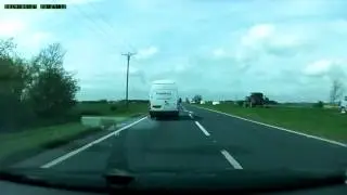 Bit of late overtaking on A1079