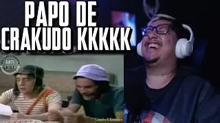 Chaves drogado lendo a carta
