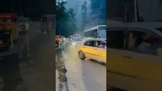 Traffic Jam basic issue in Pakistan Northern area #cars #traffic #pakistan #naran #travel #fyp #vlog