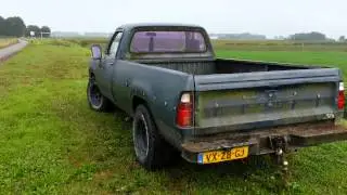 Dodge D200 1977