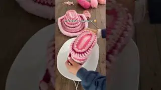 My favorite creation yet 😍 #crochet #crochettutorial #cowboyhat #crocheting