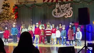 Christmas children dance 